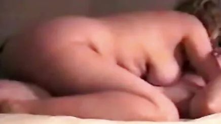 Kem trên sex han quoc co trang sàn phòng tắm