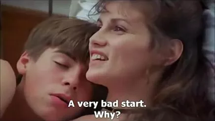 Chất béo của cô gái xes cổ trang mông đau