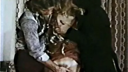 Lập phim xex co trang han quoc dị trội mặc áo da làm nô lệ liếm sạch của họ khởi động