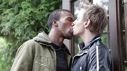 Chân dài phim sex thoi co trang gái lilith sang đôi