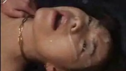 vú phim set kiếm hiệp tự thủ dâm,