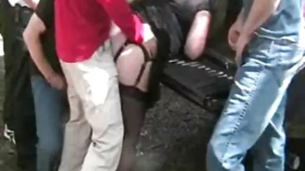 Cô gái nhộng chó liếm phim sex cap ba co trang hôn 69